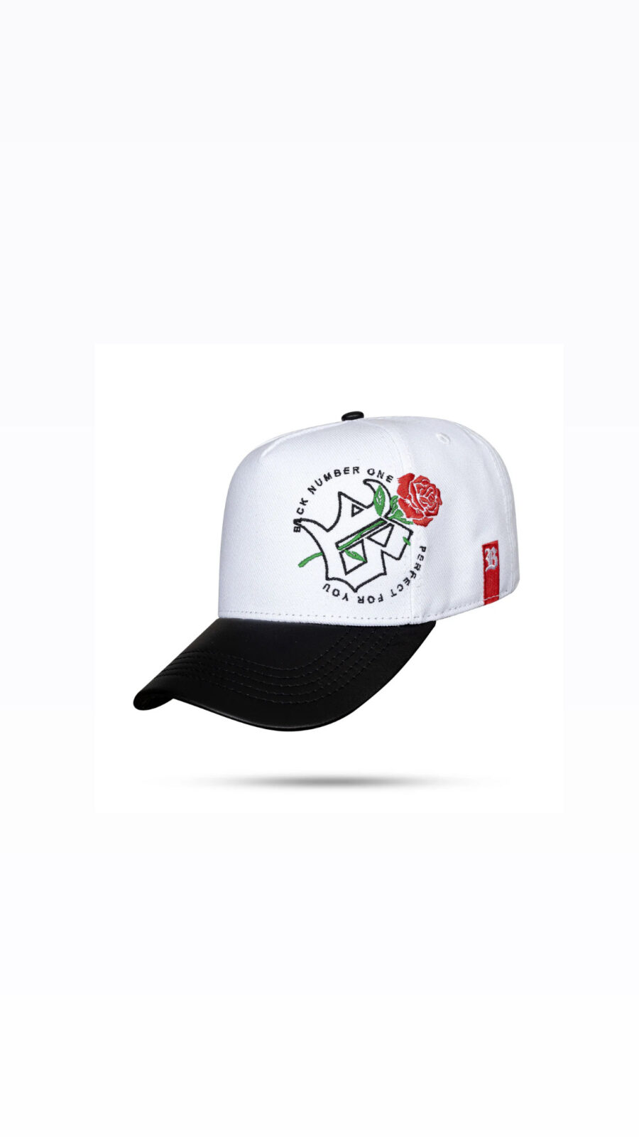 Boné BLCK Snapback Side Rose Aba de Couro Branco