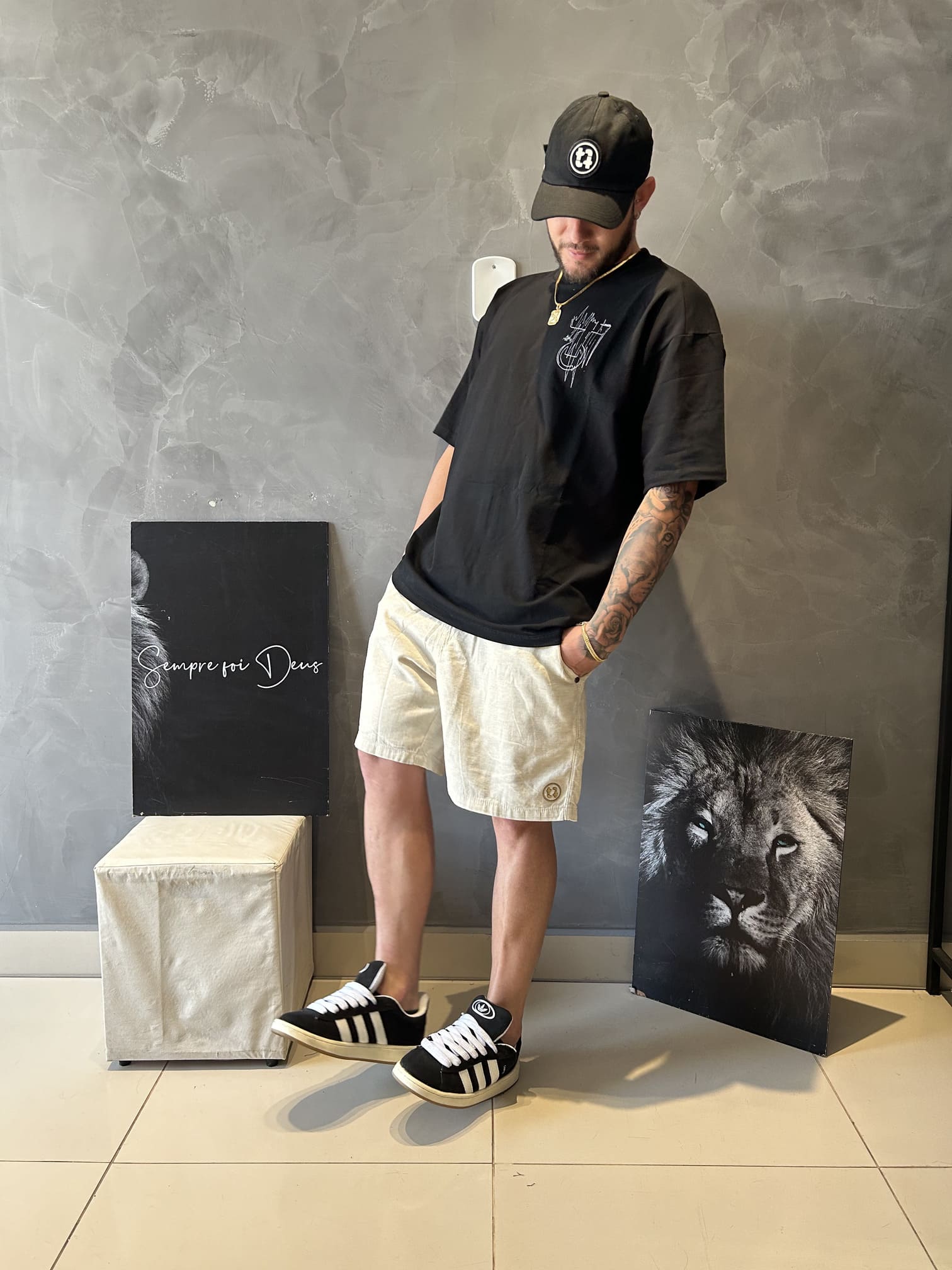 Camiseta Oversized Mess Masculina Preta