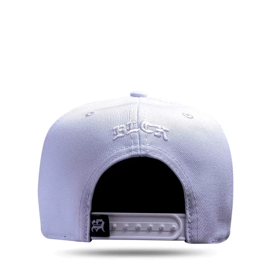Boné Snapback Branco Logo Holografic Dourado - Image 3